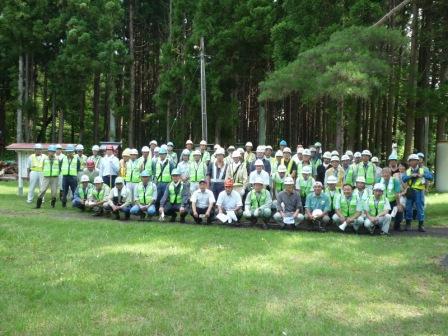 岩手県建設業協会北上支部によるアドプト活動の実施 水土里ネット岩手中部 岩手中部土地改良区